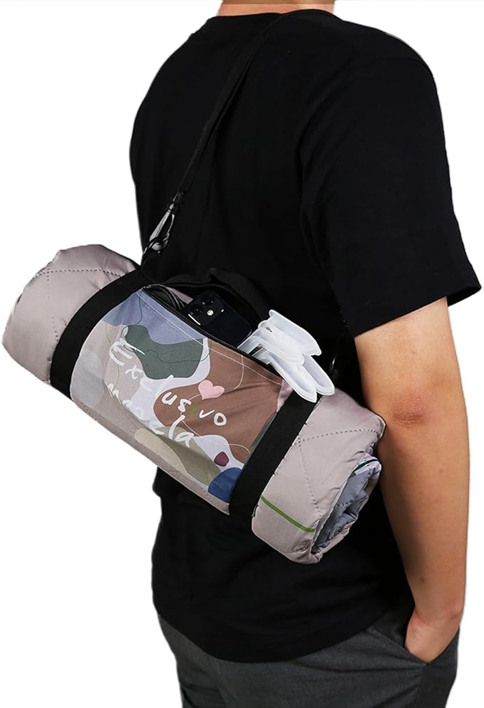 Exclusivo Mezcla Waterproof Picnic Blanket 60x80 Inches Large Multicolor Floral Polyester Sandproof Modern Camping Blanket