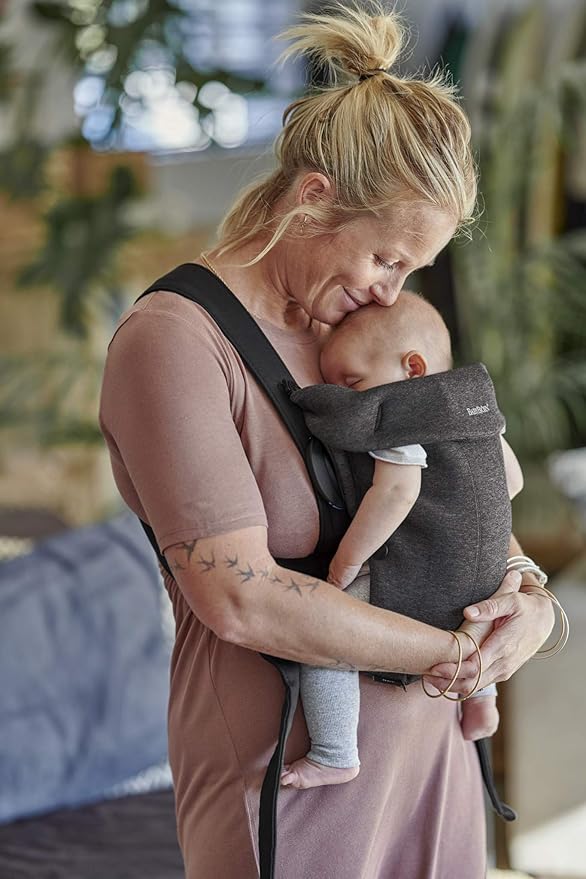 BabyBjörn Baby Carrier Mini, Charcoal Gray, 3D Jersey | Infant Carrier (7-25 lbs), Ergonomic, Easy-to-Use