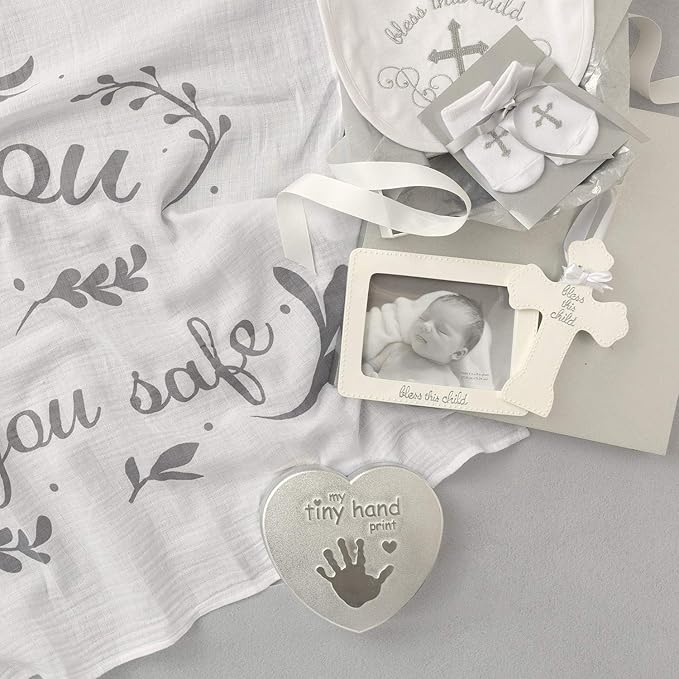 C.R. Gibson 3 Piece Baby Handprint & Footprint Kit, 6.5" x 6.25", Heart First