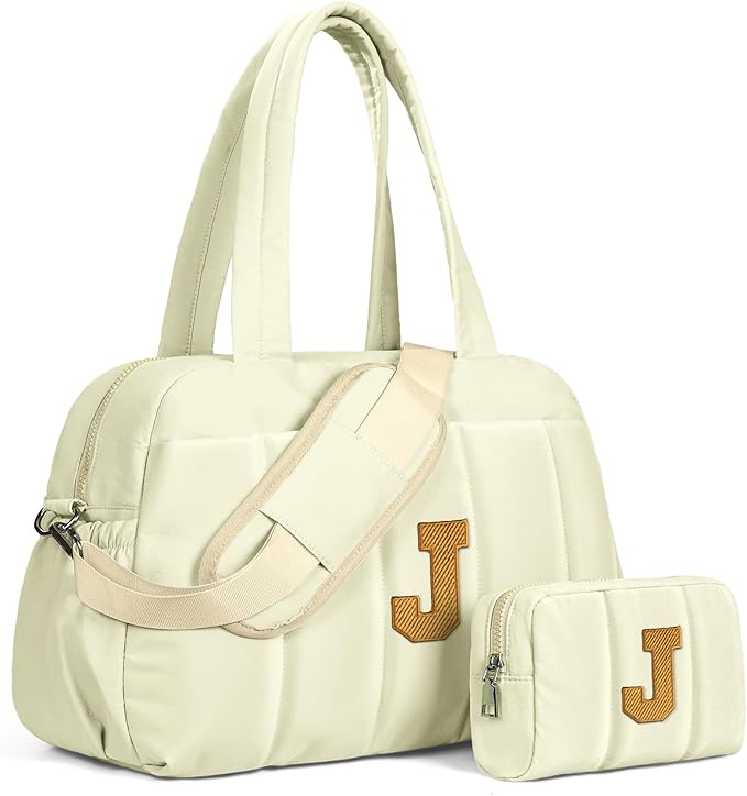 Duffle Bag for Travel Women, Travel Bags，Gifts for Girls-Initial Overnight Bag with Wet Pocket，Lightweight Weekender Bags Personalized Gym Tote with Makeup Pouch