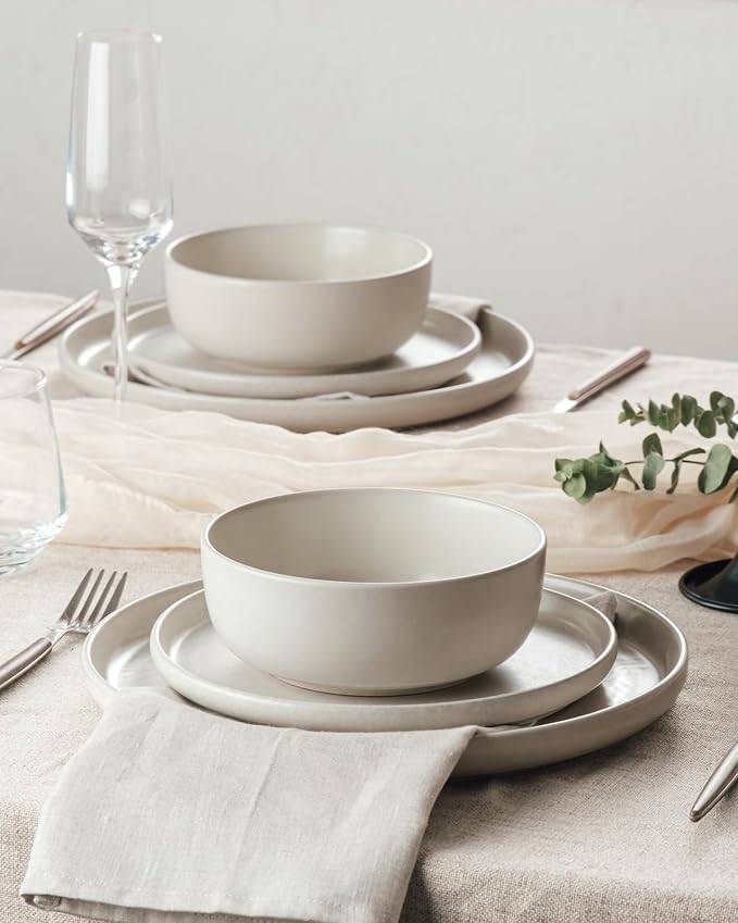 Famiware Milkyway 18-Piece Stoneware Dinnerware Set, Matte Beige White | Plates - Image 3