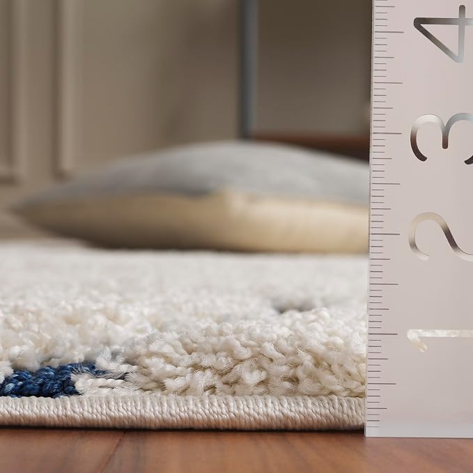 SAFAVIEH Florida Shag Collection Accent Rug - Image 2