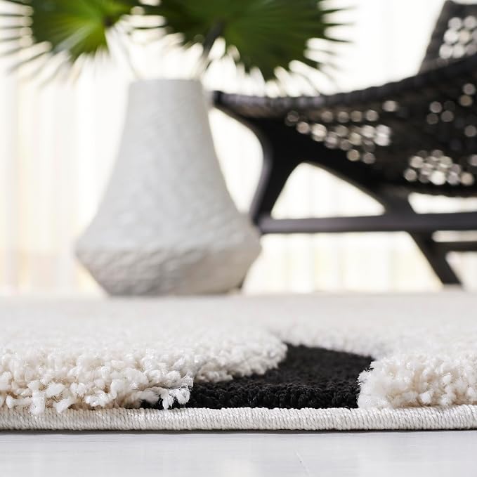 SAFAVIEH Florida Shag Collection Area Rug - Image 5