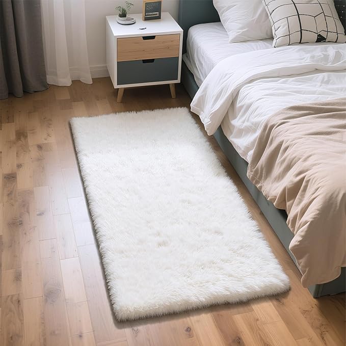 Fluffy Rug Shag Area Rug, Small Bedside Rug, Soft Fluffy Shag Entryway Throw by Yongyangjuxi