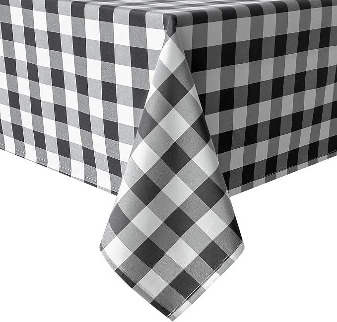 Checkered Tablecloth Square, 70 x 70 Inch by Hiasan