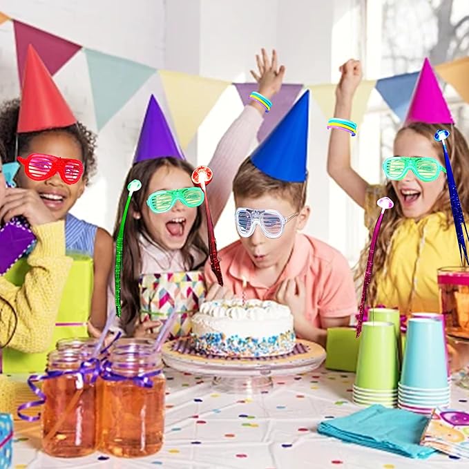 272 PCs Glow Party Supplies, 24 Foam Glow Sticks, 24 LED Glasses and 200 Glow Sticks ＆ Bracelets, 12 Glow sticks headband 12 Fiber Optic Hair Light，Glow Neon Party Favors for Wedding, Concert, Raves