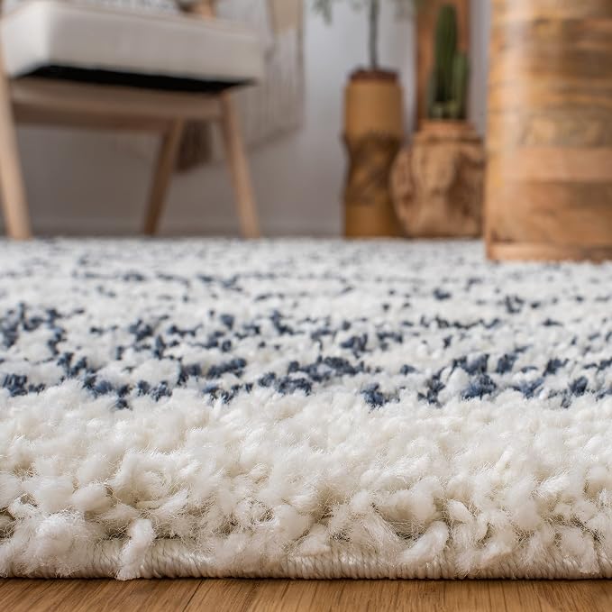 SAFAVIEH Arizona Shag Collection Area Rug - Image 4