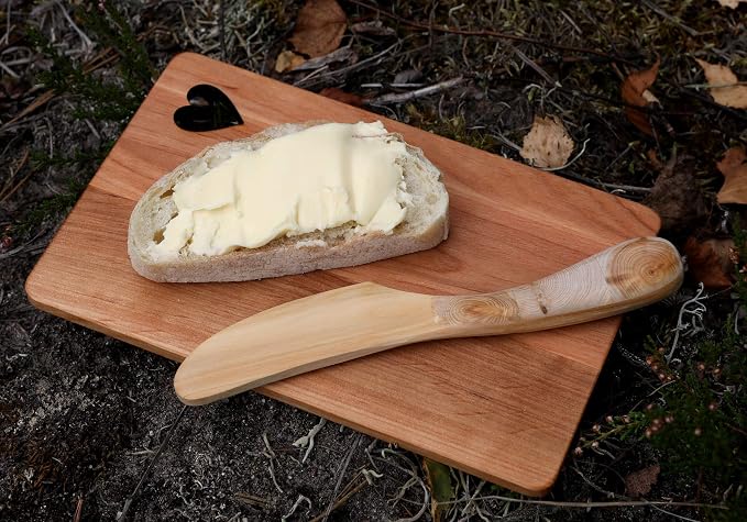 Saaremaa Nordic Art Store Handmade Juniper Wood Butter Knife - Image 2