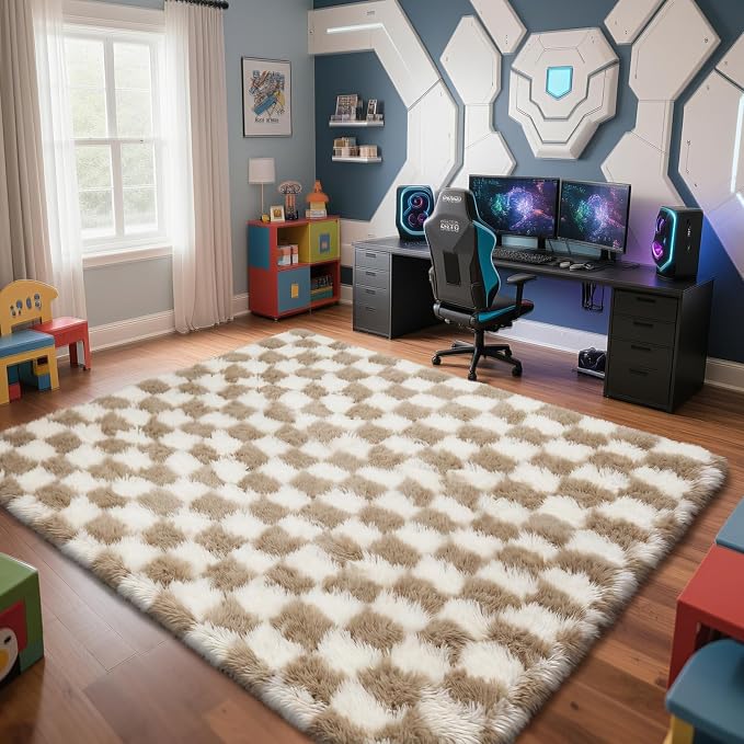 Checkered Rug for Bedroom, 5x8 Beige and White Area Rugs, Classic Checkered by Yongyangjuxi