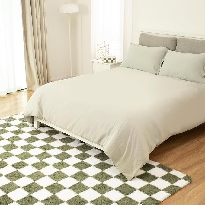 Super Soft Rug for Bedroom, 6x9 Ft Green and White Area Rug Classic Checkered - Image 8