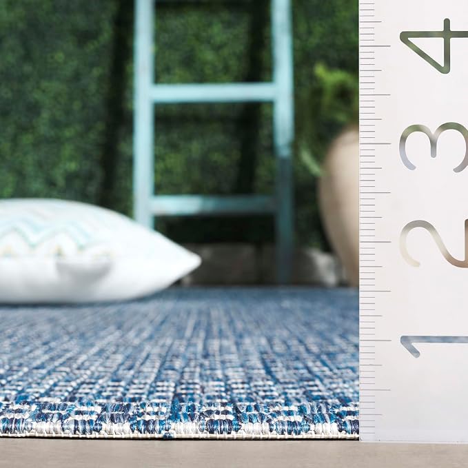 SAFAVIEH Courtyard Collection 2'7' x 5' Navy/Grey CY8521 Indoor/ Outdoor Patio - Image 4