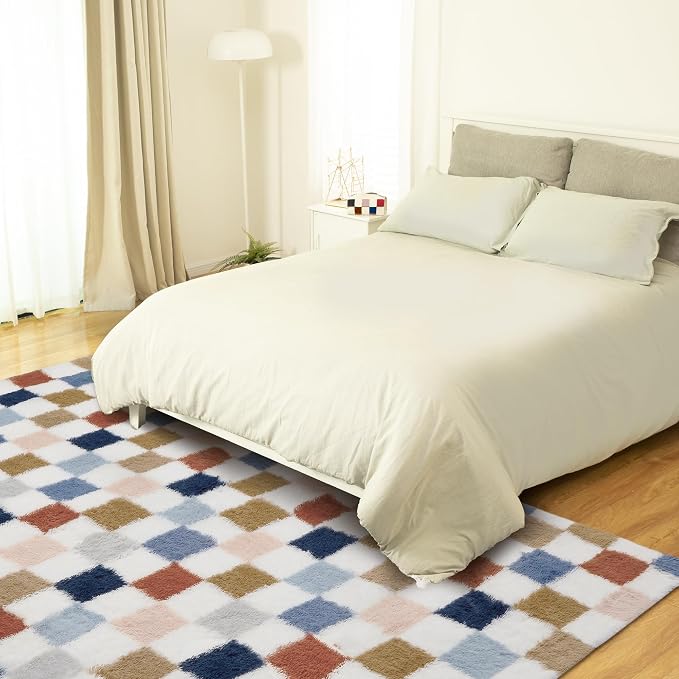 Super Soft Rug for Bedroom, 4x6 Ft Rainbow Area Rug Classic Checkered Shaggy - Image 4
