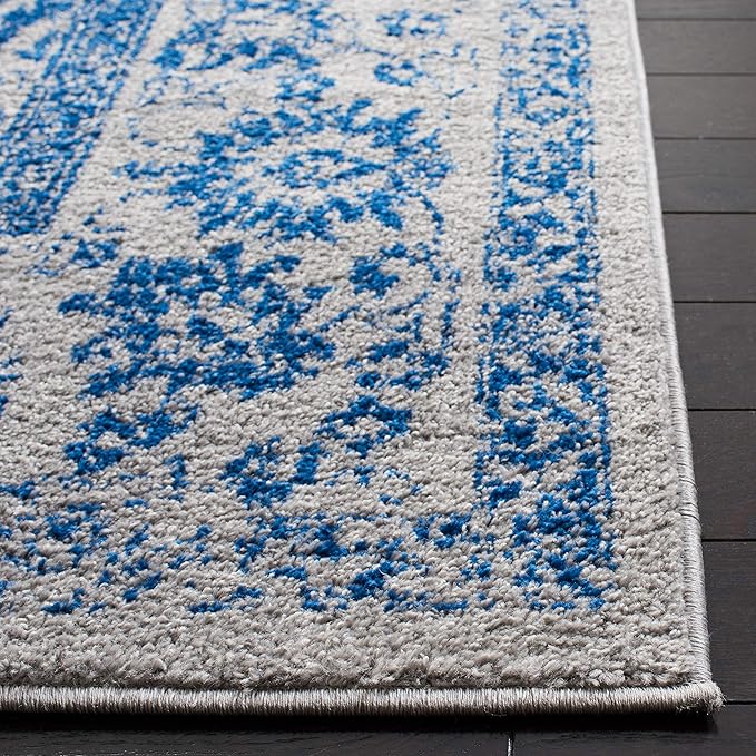SAFAVIEH Area Rug 6x9 - Image 6