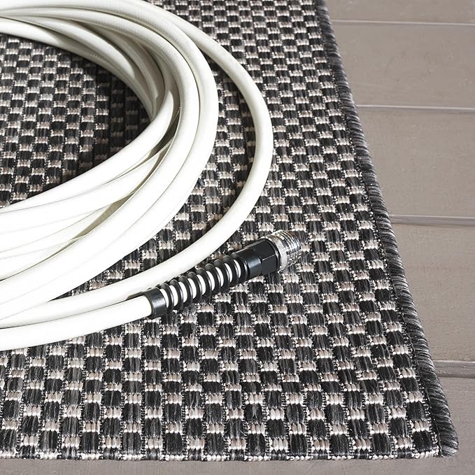 SAFAVIEH Washable Rug Outdoor Courtyard Collection - Image 4