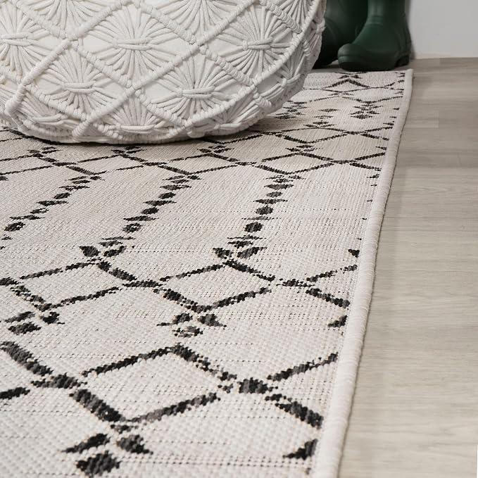 JONATHAN Y Moroccan Geometric Indoor Outdoor Round Area Rug 3 Ft Cream/Black - Image 7