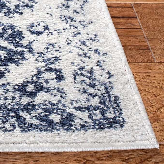 SAFAVIEH Area Rug 3x5 - Image 2