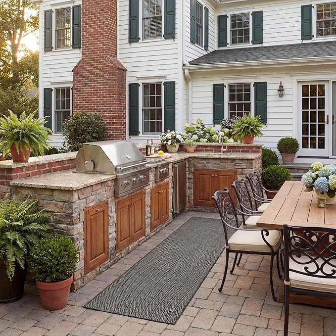 SAFAVIEH Outdoor Runner Rug 2'3"x10' by Unknown