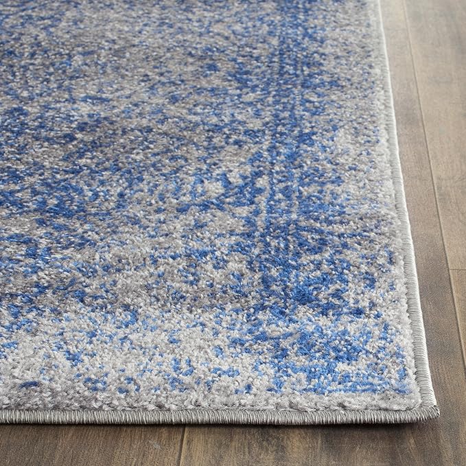 SAFAVIEH Area Rug 6x9 - Image 4