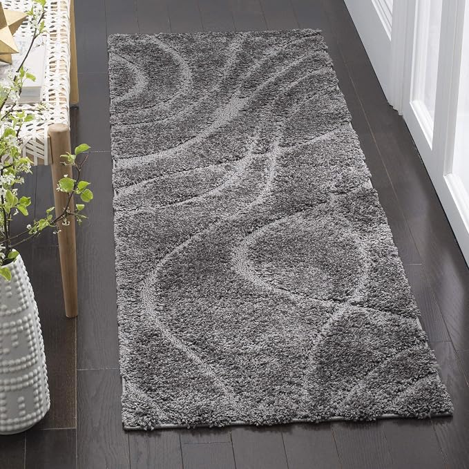 SAFAVIEH Florida Shag Collection Runner Rug by Unknown