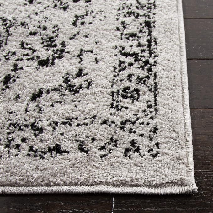 SAFAVIEH Area Rug 8x10 - Image 4