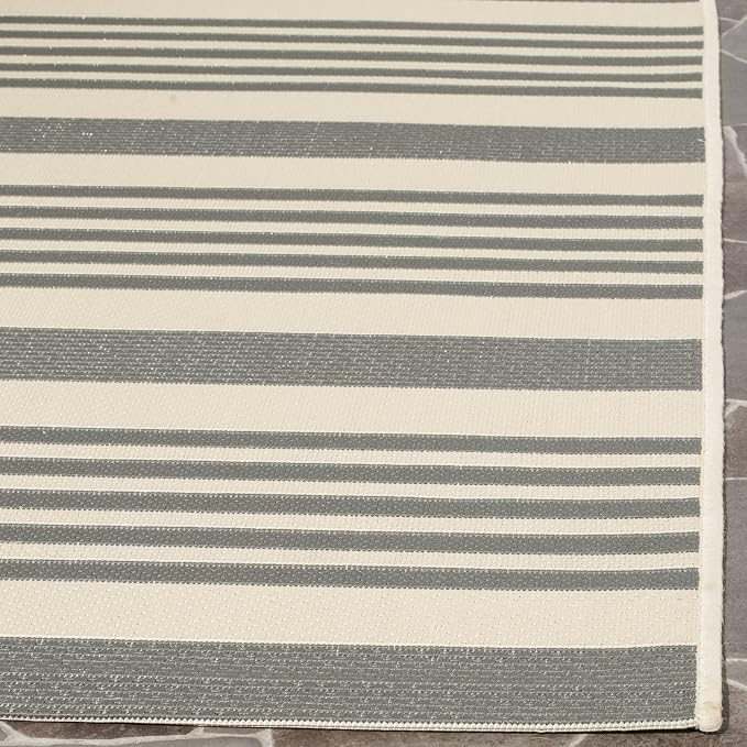 SAFAVIEH Washable Rug Outdoor Courtyard Collection - Image 4