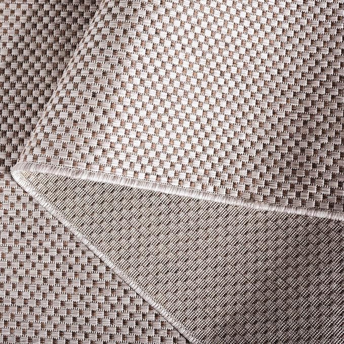 SAFAVIEH Washable Rug Outdoor Courtyard Collection - Image 11