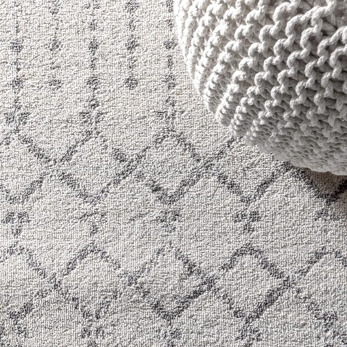 JONATHAN Y Boho Vintage Diamond Cream/Gray Round Area Rug 5 ft, Moroccan Hype - Image 3