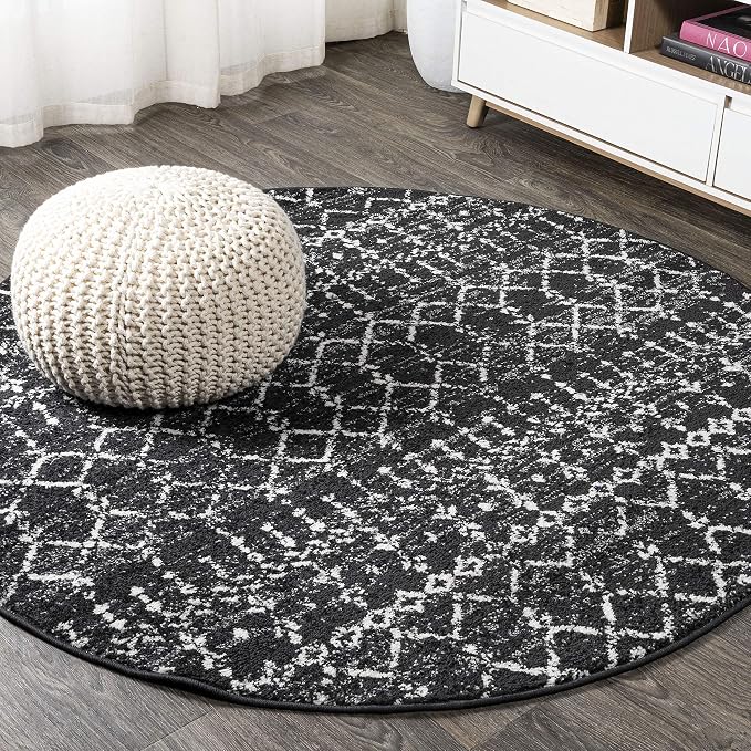 JONATHAN Y Boho Vintage Diamond Black/Ivory Round Area Rug 5 ft, Moroccan Hype by JONATHANY