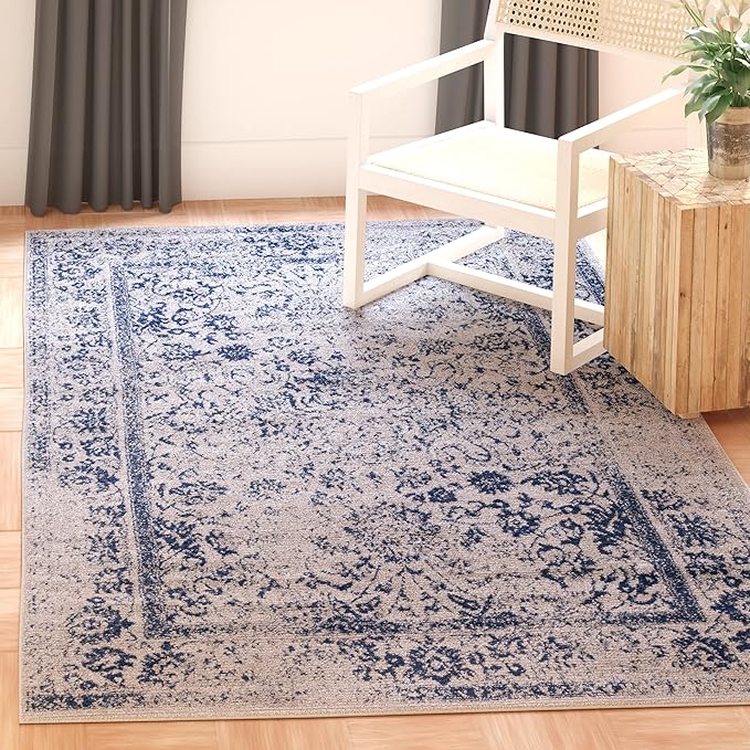 SAFAVIEH Area Rug 4x6 - Image 2