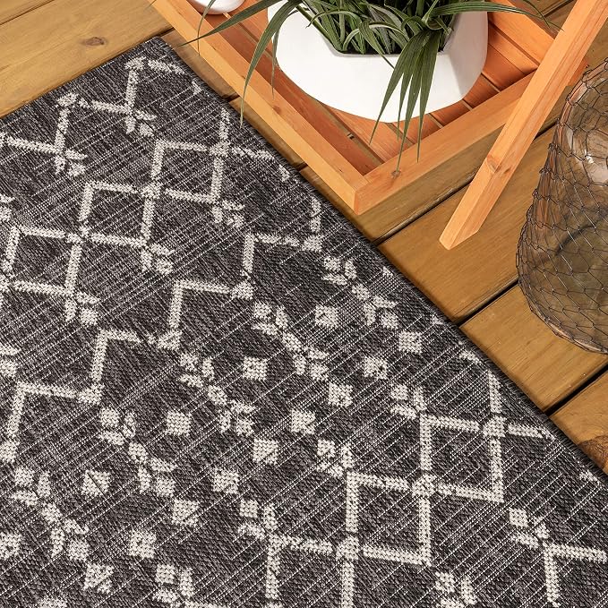 JONATHAN Y Moroccan Geometric Indoor Outdoor Round Area Rug 3 Ft Black/Gray - Image 7