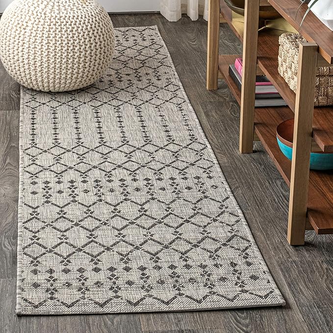 JONATHAN Y Moroccan Geometric Indoor Outdoor Runner Rug 2X14 Light Gray/Black by JONATHANY