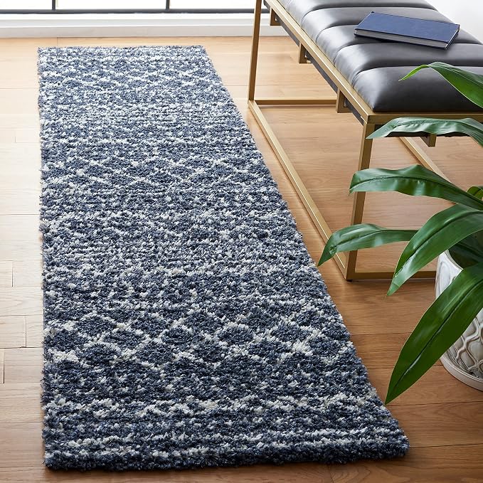 SAFAVIEH Arizona Shag Collection Runner Rug - Image 2