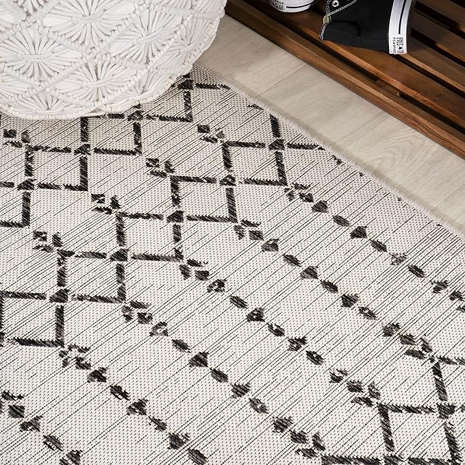 JONATHAN Y Moroccan Geometric Indoor Outdoor Round Area Rug 4 Ft Cream/Black - Image 7
